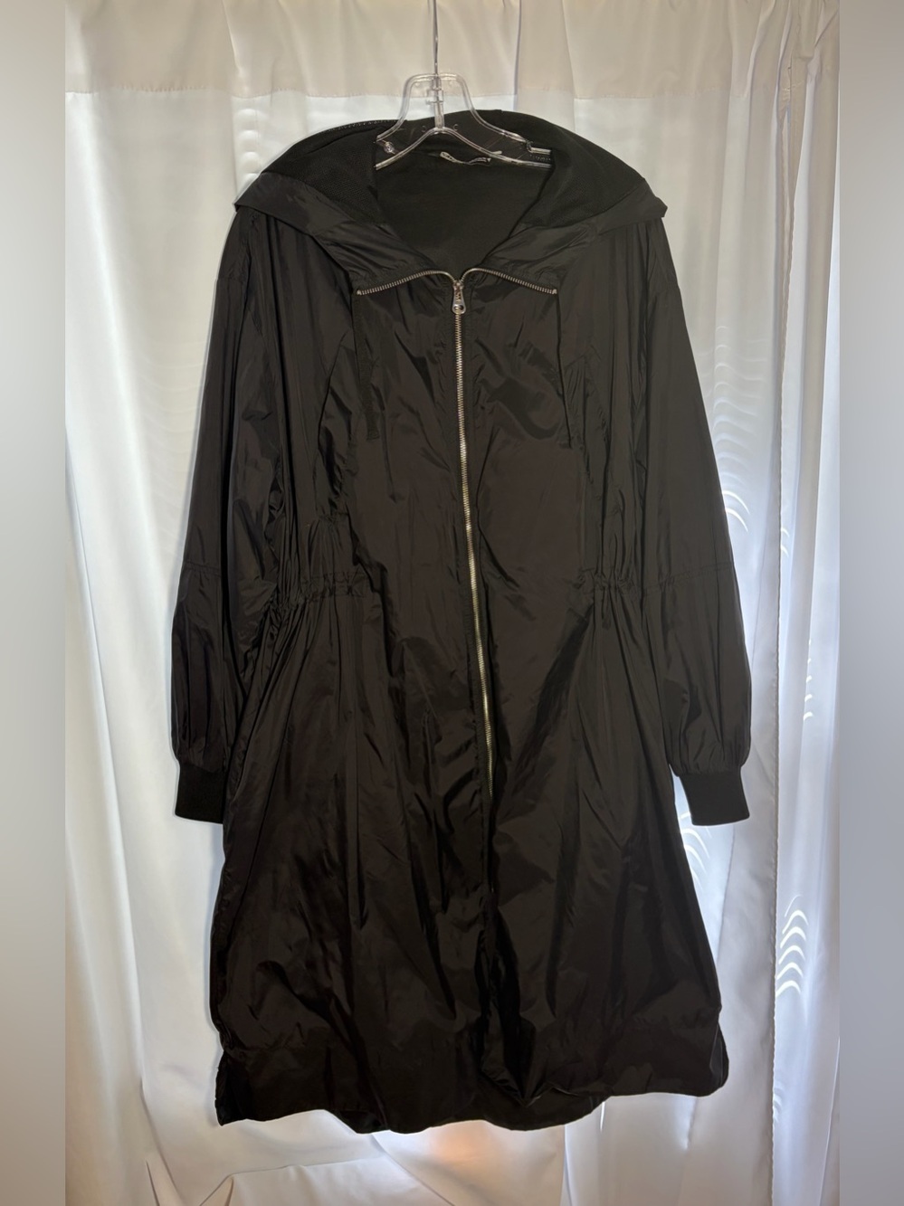 ZARA Black Long Lightweight Coat - Folds Up into Pocket In The Back size S/M